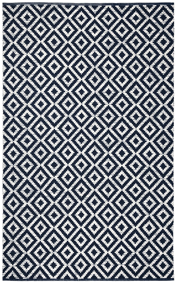Safavieh Montauk Mtk613C Navy / Ivory Rugs.