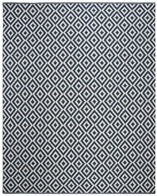 Safavieh Montauk Mtk613C Navy / Ivory Rugs.