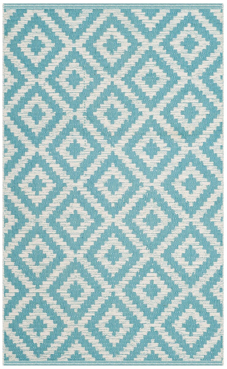 Safavieh Montauk Mtk613L Light Blue / Ivory Rugs.