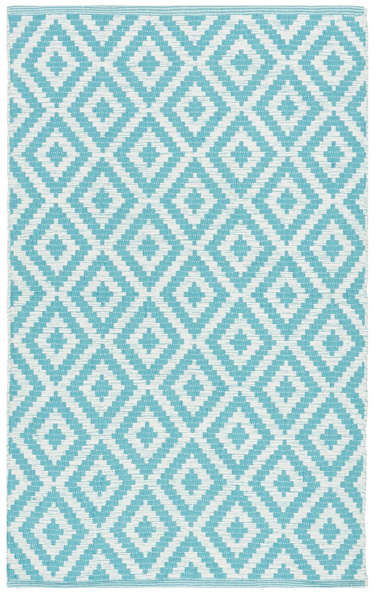 Safavieh Montauk Mtk613L Light Blue / Ivory Rugs.