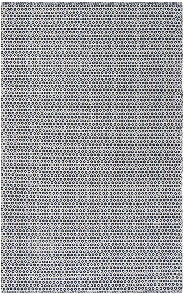 Safavieh Montauk Mtk616N Slate / Ivory Rugs.