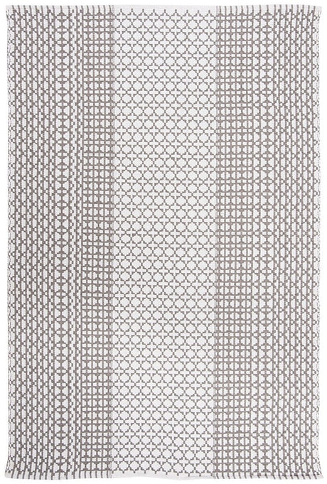 Safavieh Montauk Mtk617F Grey / Ivory Rugs.