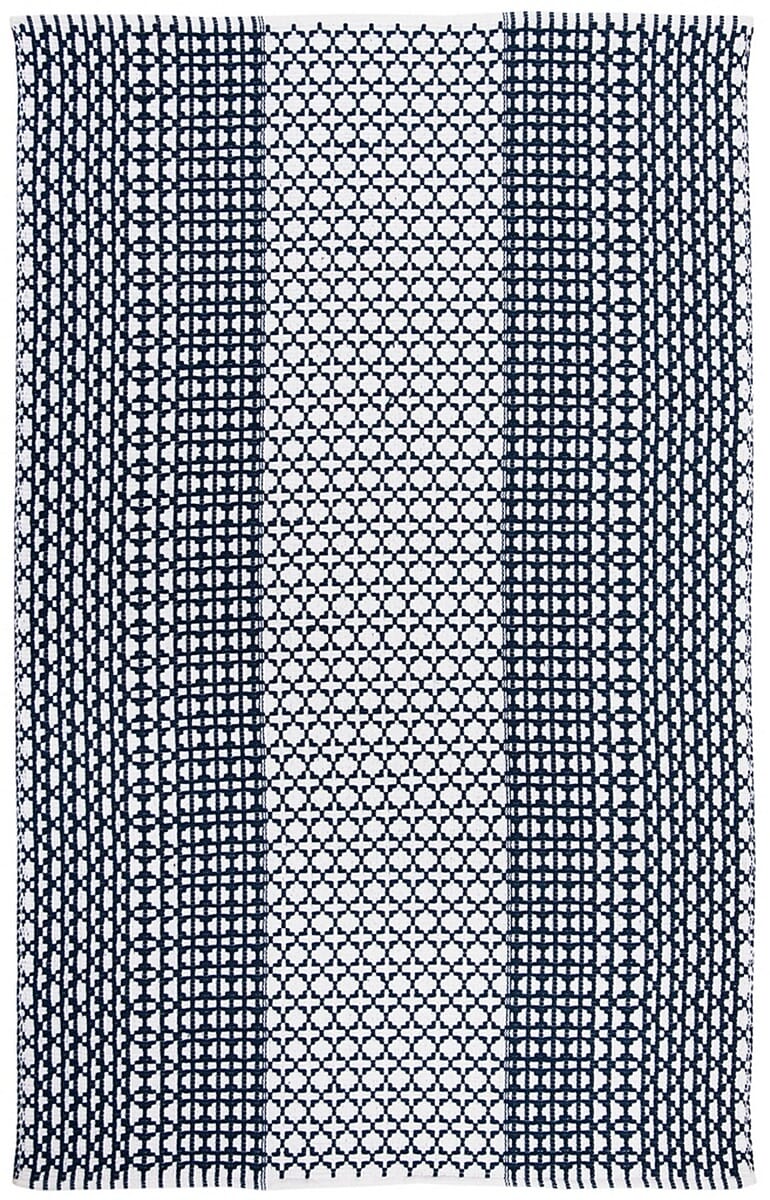 Safavieh Montauk Mtk617N Navy / Ivory Rugs.