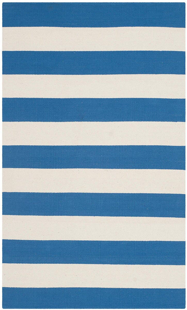 Safavieh Montauk Mtk712C Blue / White Rugs.