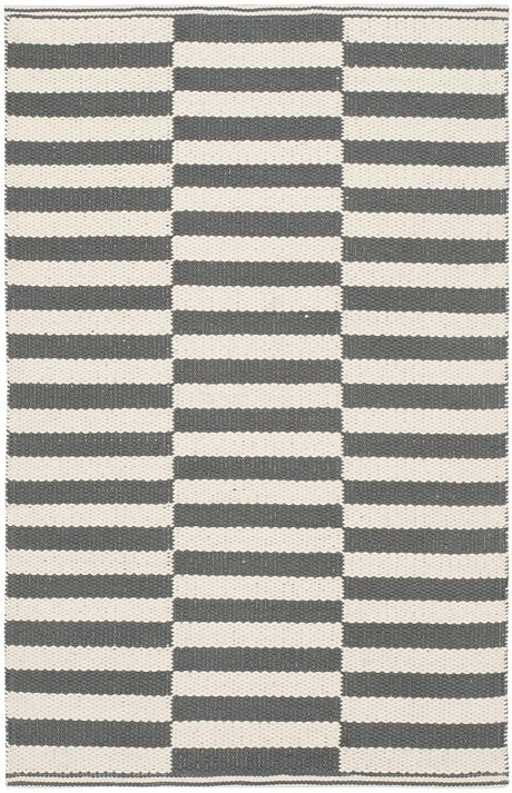Safavieh Montauk Mtk715A Ivory / Grey Rugs.