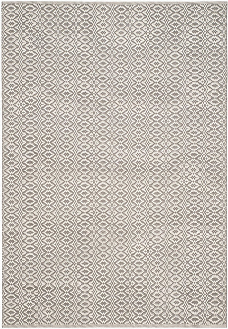 Safavieh Montauk Mtk716A Ivory / Grey Rugs.