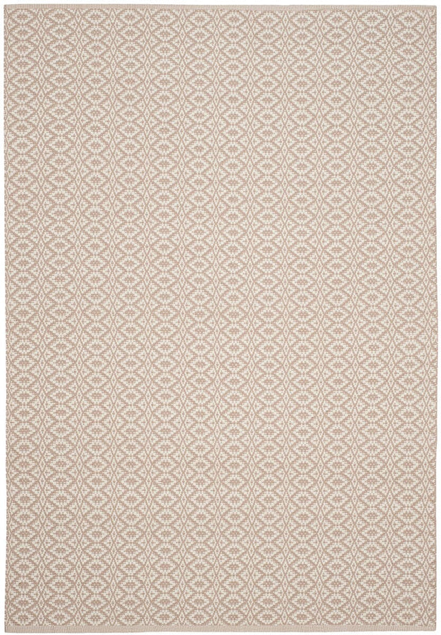 Safavieh Montauk Mtk716G Ivory / Beige Rugs.