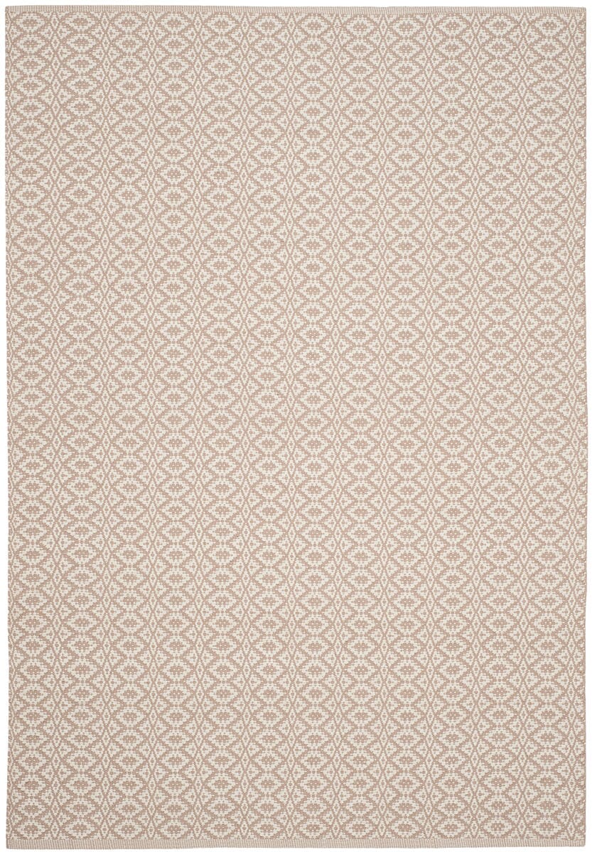 Safavieh Montauk Mtk716G Ivory / Beige Rugs.