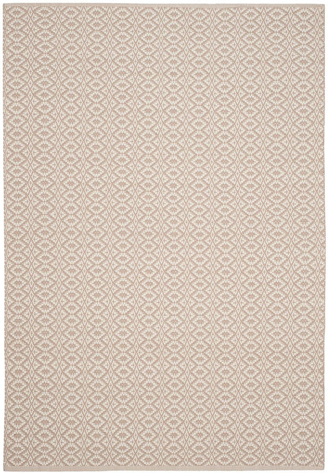 Safavieh Montauk Mtk716G Ivory / Beige Rugs.