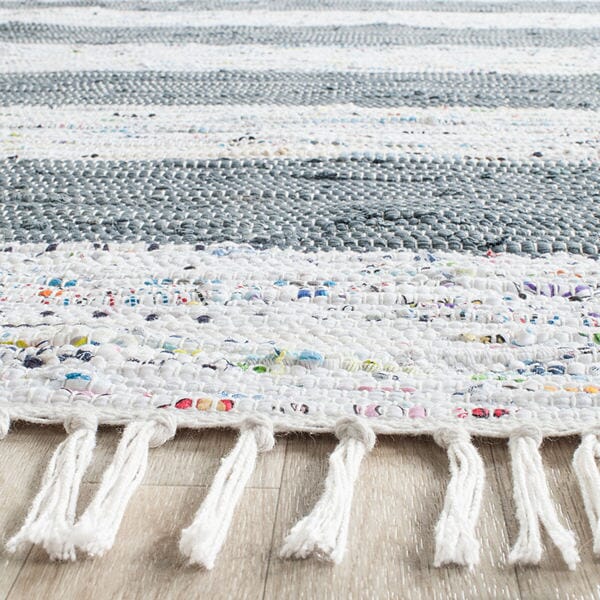 Safavieh Montauk Mtk720A Ivory / Grey Rugs.