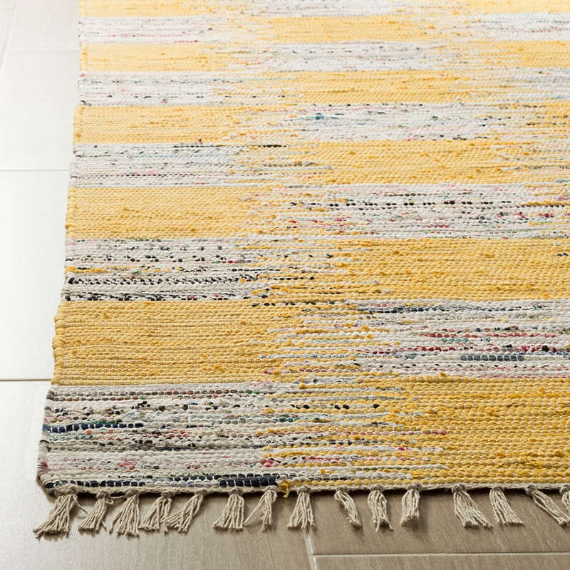 Safavieh Montauk Mtk721A Yellow / Multi Rugs.