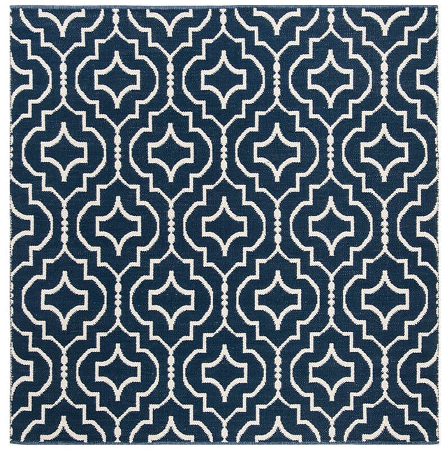 Safavieh Montauk Mtk722H Navy / Ivory Rugs.