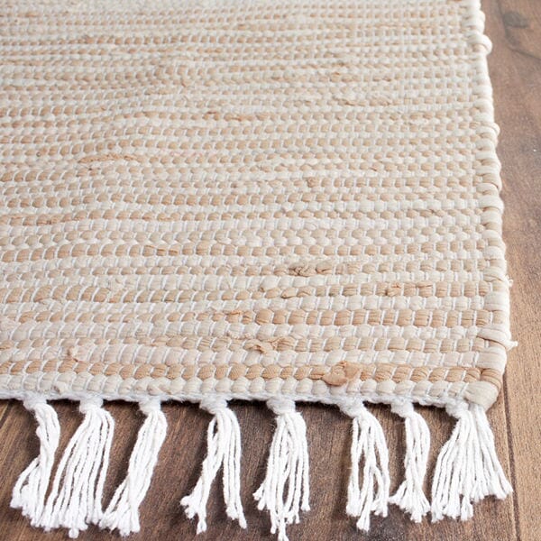 Safavieh Montauk Mtk752A Beige Rug.