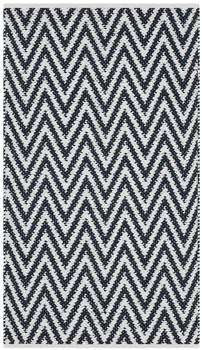 Safavieh Montauk Mtk812D Black / Ivory Rugs.