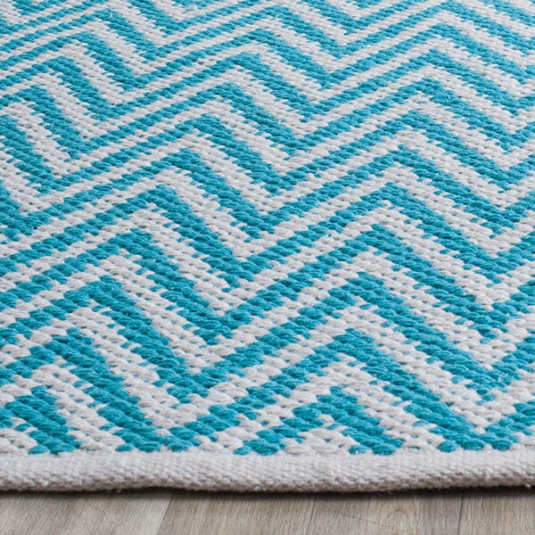 Safavieh Montauk Mtk812H Turquoise / Ivory Rugs.