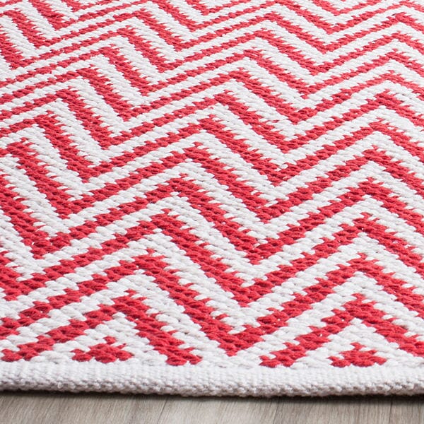 Safavieh Montauk Mtk812K Red / Ivory Rugs.
