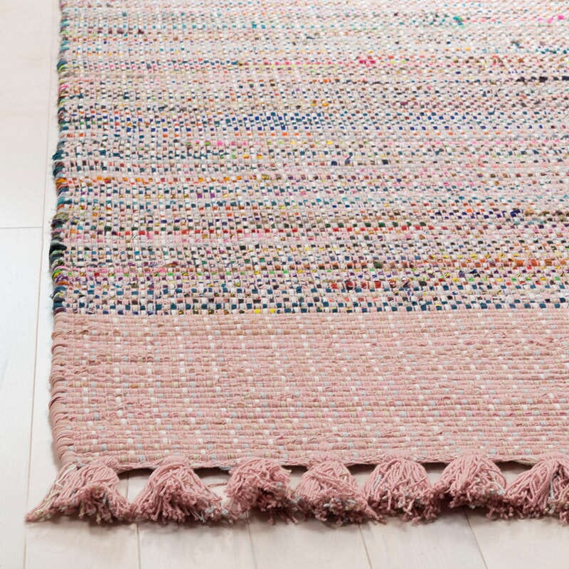 Safavieh Montauk Mtk972D Pink / Multi Rugs.