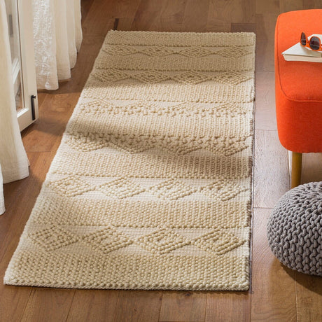 Safavieh Natura Nat102C Ivory Rug.