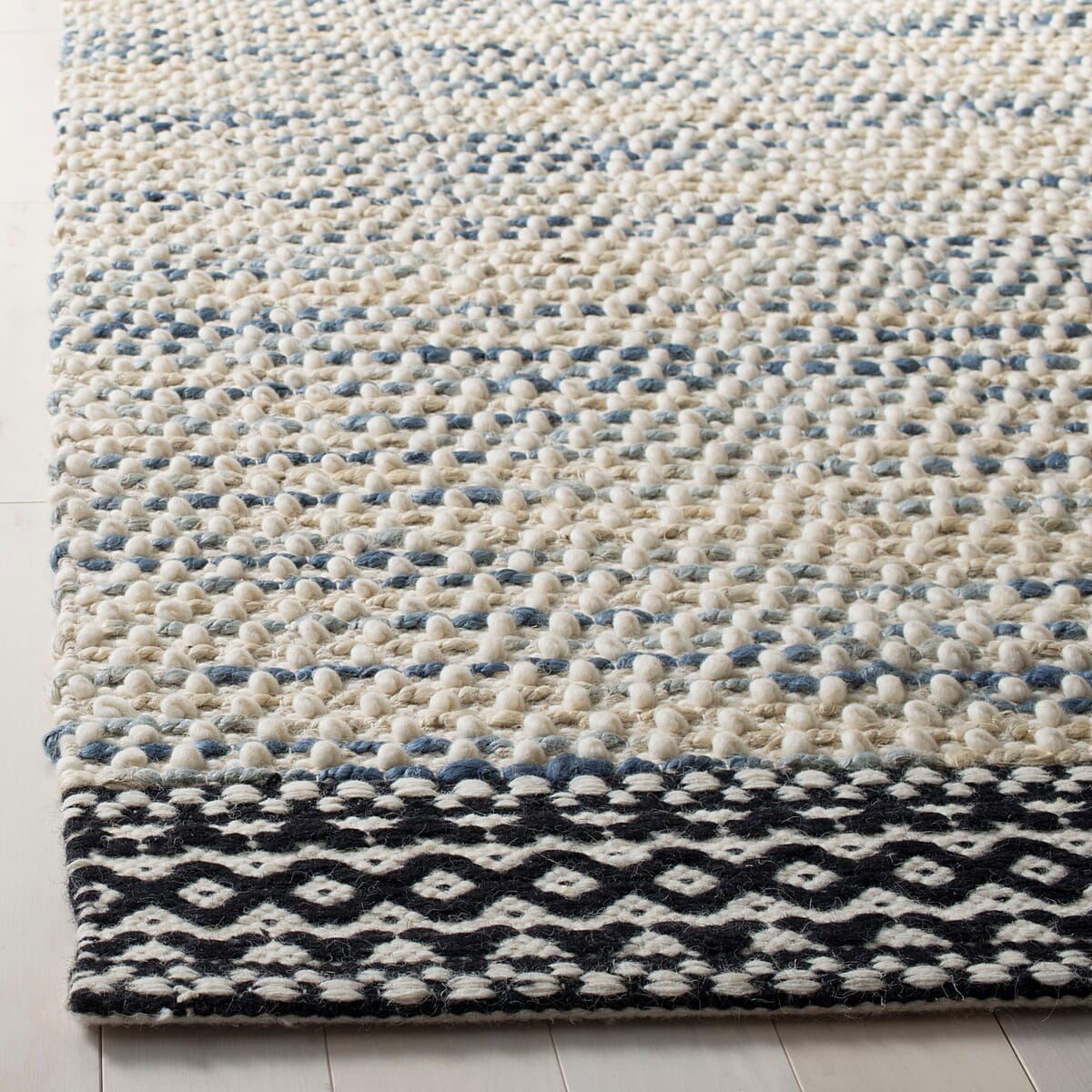 Safavieh Natura Nat106Z Black / Ivory Rugs.