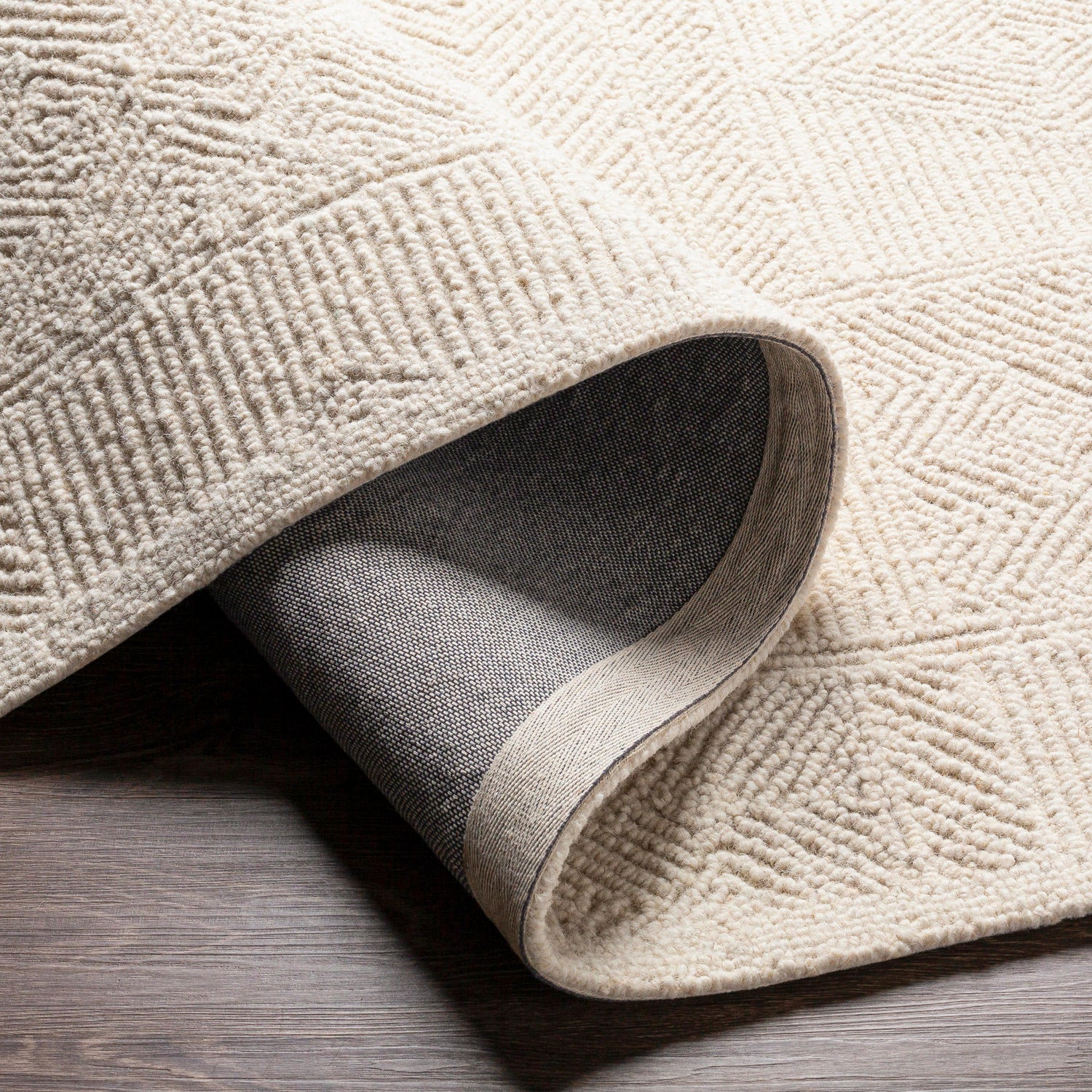 Surya Newcastle Ncs-2314 Red Rugs.