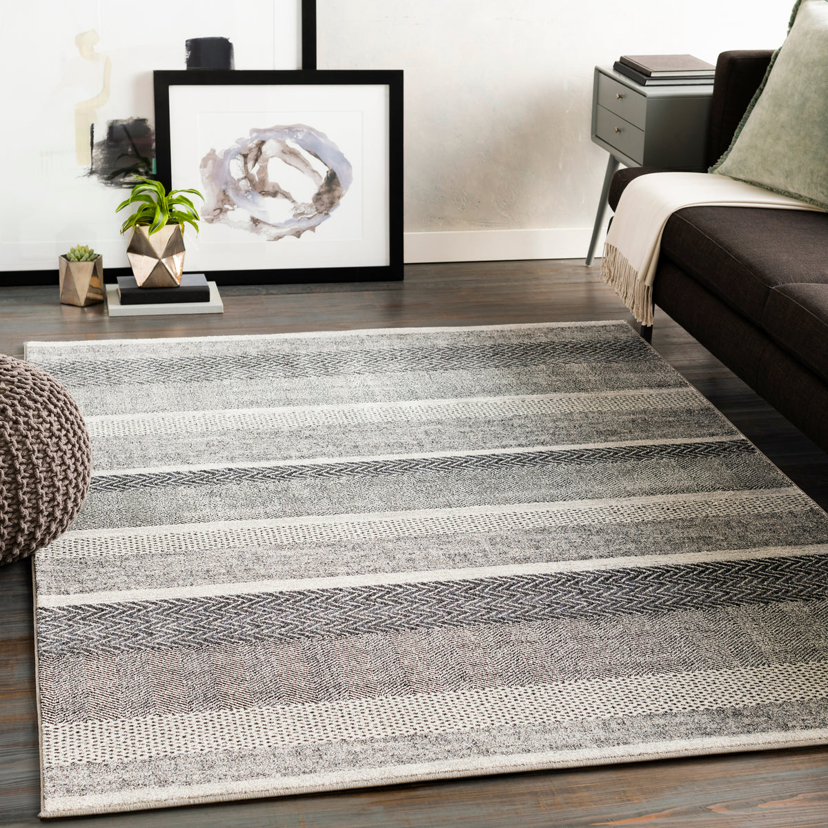 Surya Nepali Npi-2303 Black, Gray Rug.