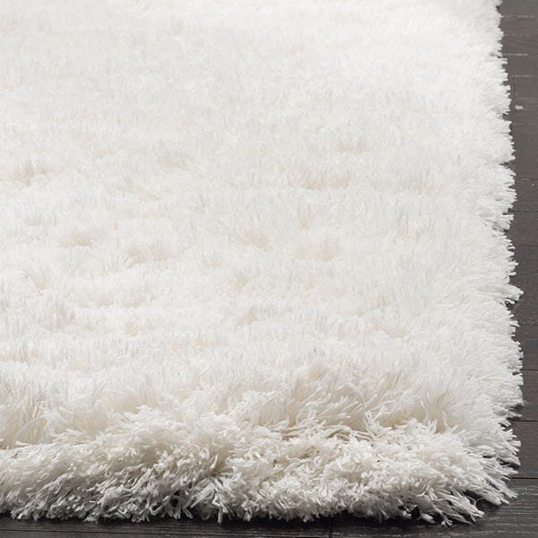 Safavieh Polar Shag Psg800B White Rug.
