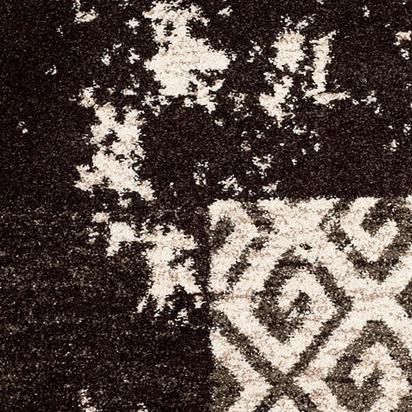 Safavieh Retro Ret2135-1125 Creme / Brown Rugs.