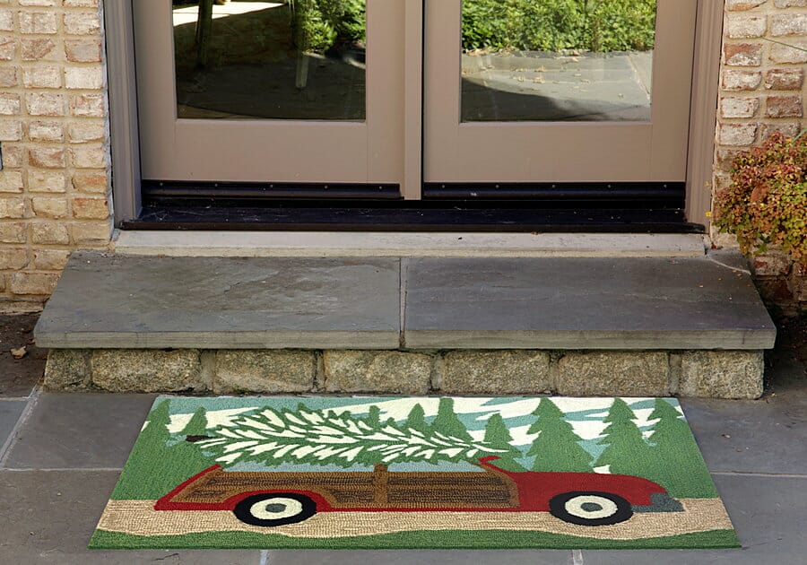 Liora Manne Frontporch Woody Wonderland 1853/16 Green, Brown, Natural, Red, White Christmas Area Rug