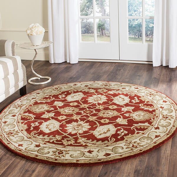 Safavieh Royalty Roy244B Red/Ivory Rug.