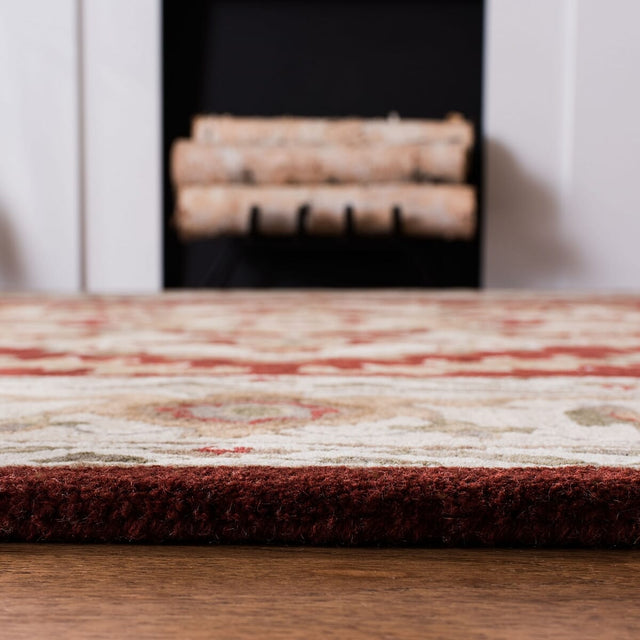 Safavieh Royalty Roy700Q Red / Beige Rugs.