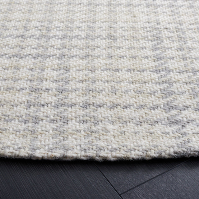 Safavieh Marbella Mrb319G Grey/Ivory Rug.