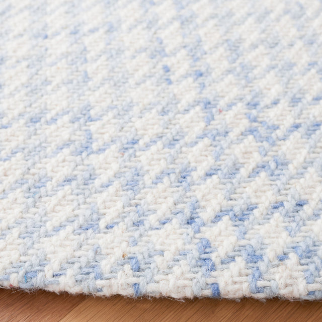 Safavieh Marbella Mrb319M Blue/Ivory Rug.