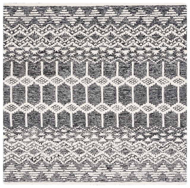 Safavieh Metro Met253Z Black/Ivory Rug.