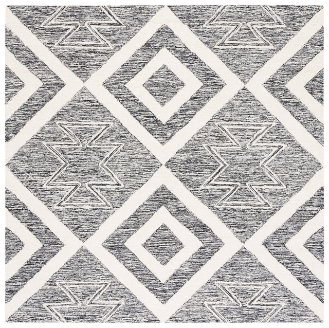 Safavieh Metro Met254A Ivory/Black Rug.