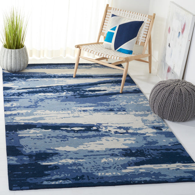 Safavieh Metro Met650M Blue/Ivory Rug.