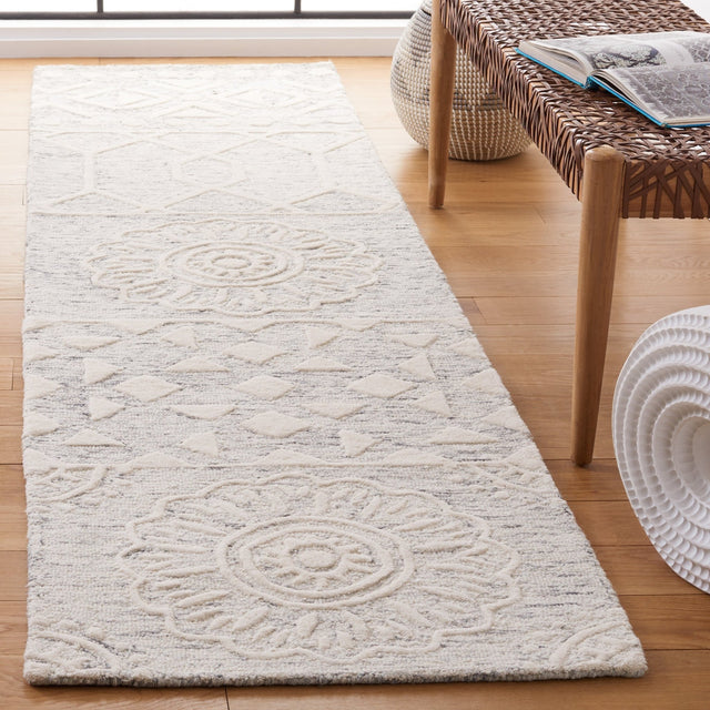 Safavieh Metro Met855F Silver/Ivory Rug.