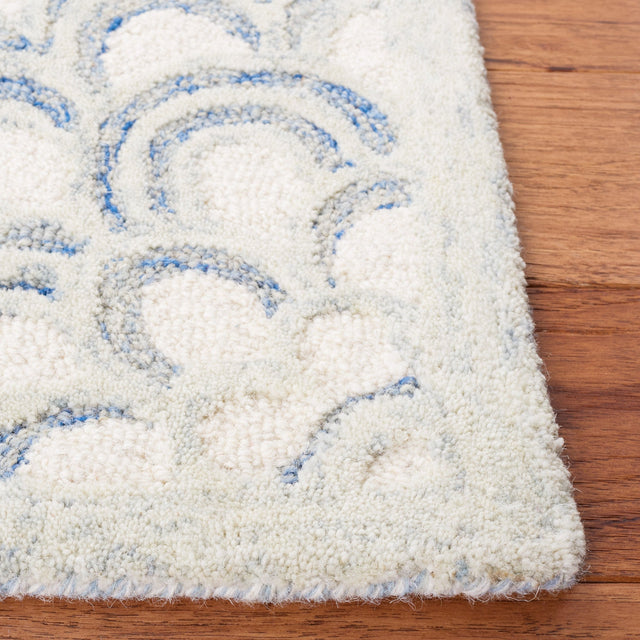 Safavieh Metro Met901M Blue/Ivory Rug.