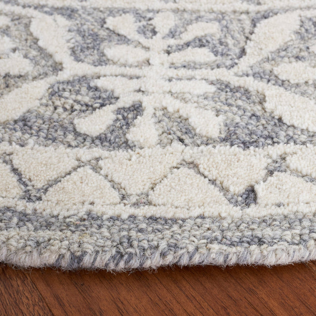 Safavieh Metro Met903F Grey/Ivory Rug.