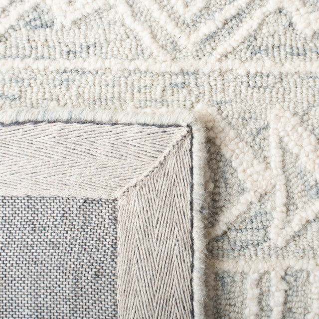 Safavieh Metro Met908F Light Grey/Ivory Rug.