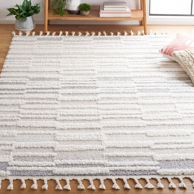 Safavieh Moroccan Tassel Shag Mts646A Beige/Ivory Rug.