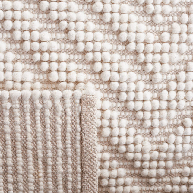Safavieh Natura Nat276A Ivory Rug.