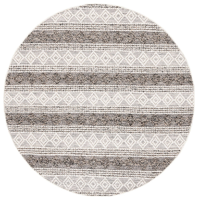 Safavieh Natura Nat336A Ivory/Black Rug.