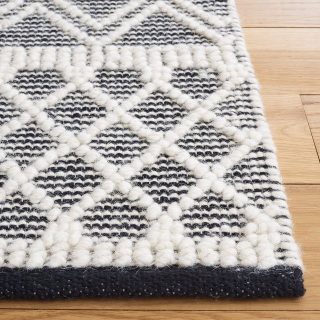 Safavieh Natura Nat828Z Ivory/Black Rug.