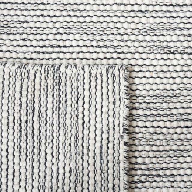 Safavieh Natura Nat975Z Ivory/Black Rug.