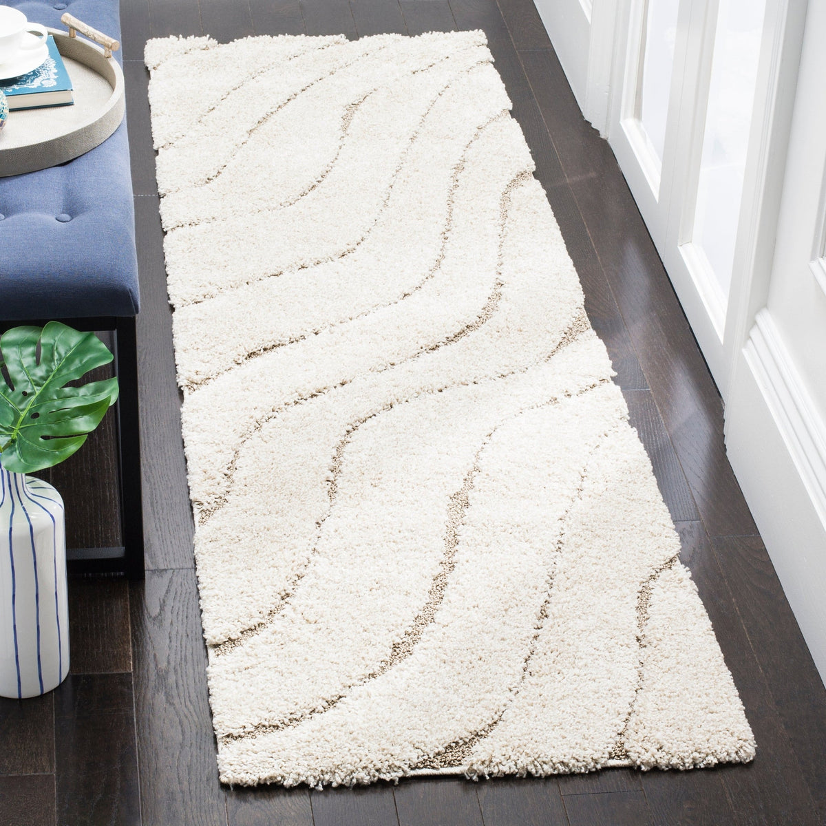 Safavieh Shag Sg472 Cream/Beige Rug.
