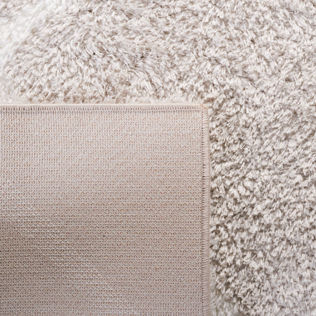 Safavieh Tahoe Shag Tho676H Silver/White Rug.