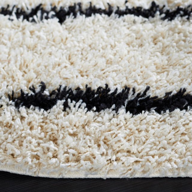 Safavieh Venus Shag Vns604A Ivory/Black Rug.
