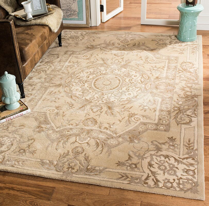 Safavieh Savonnerie Sav623A Sand Rugs.