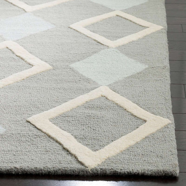 Safavieh Safavieh Kids Sfk902B Grey / Multi Rugs.