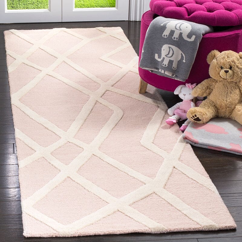 Safavieh Safavieh Kids Sfk905P Pink / Ivory Rugs.